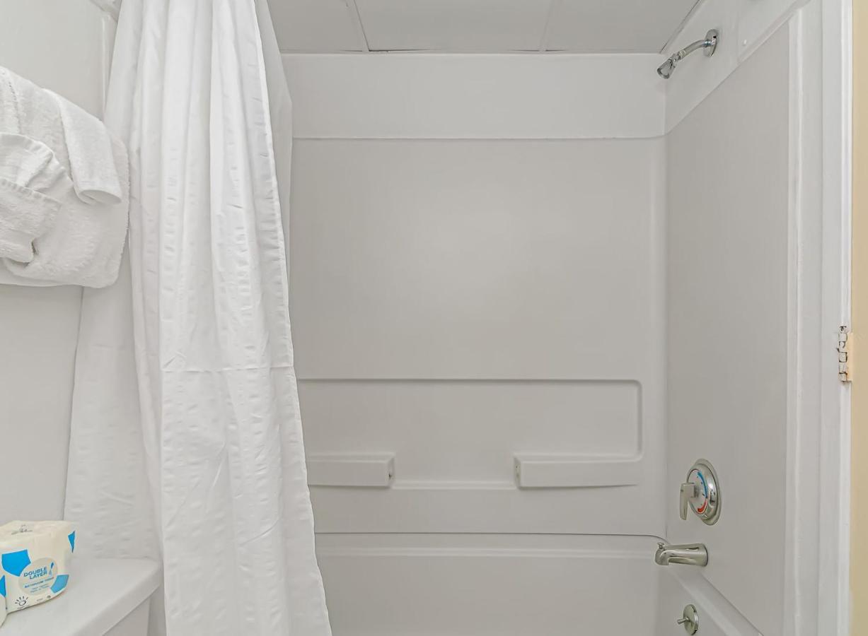 Sea Mist Resort: Modern Queen Suite for 2-4 Guests Myrtle Beach Exterior photo